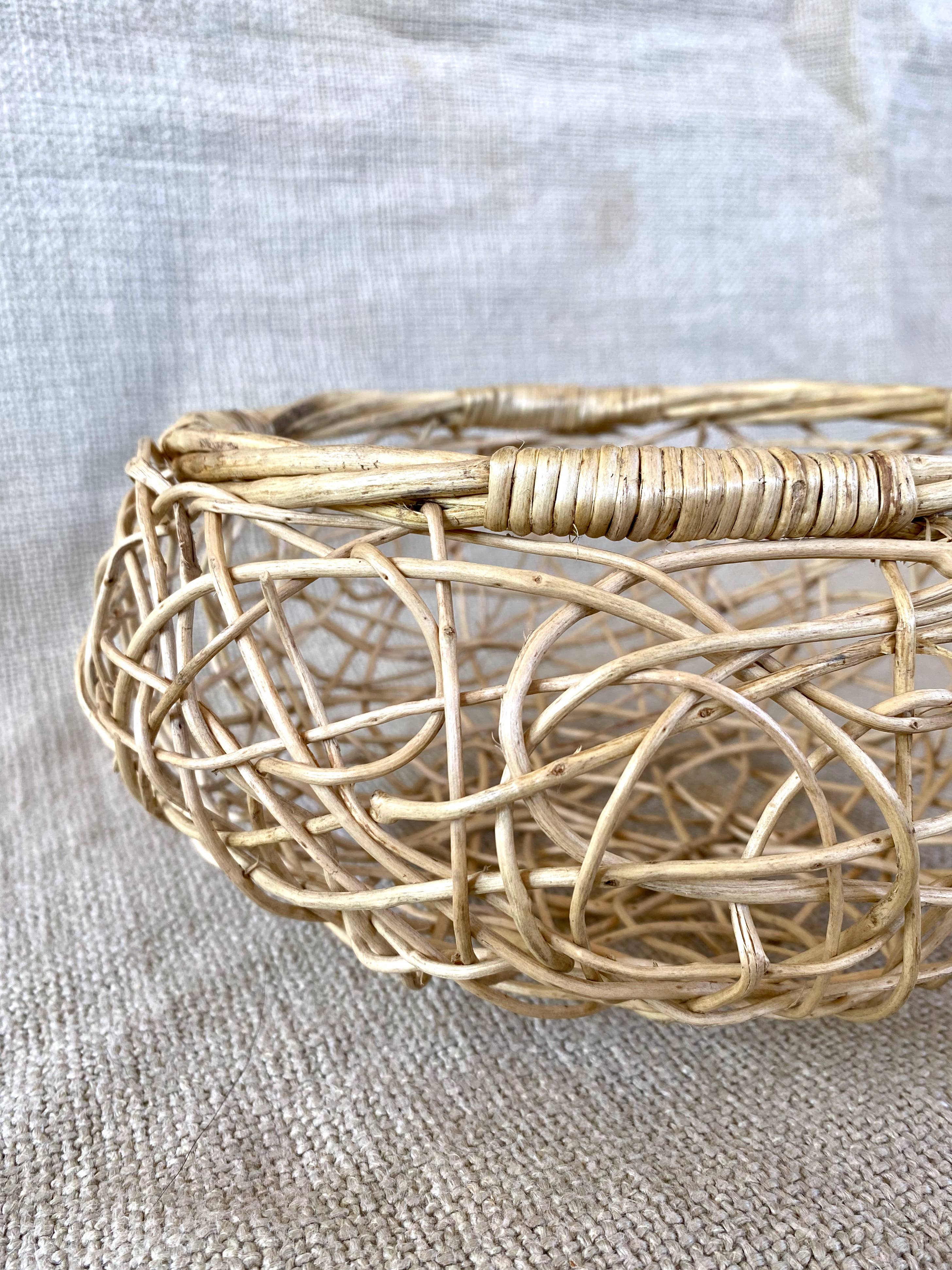 Natural Frutero de Tejido Abierto Cesta Decorativa de Acento Natural Hecha a Mano de venta al por mayor en Faire1