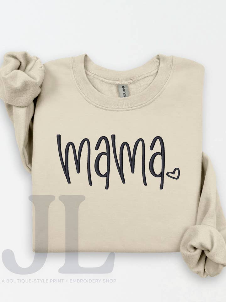 Besticktes Mama- und Herz-Crewneck-Sweatshirt - beige für den Großhandel von Johnson Livings LLC