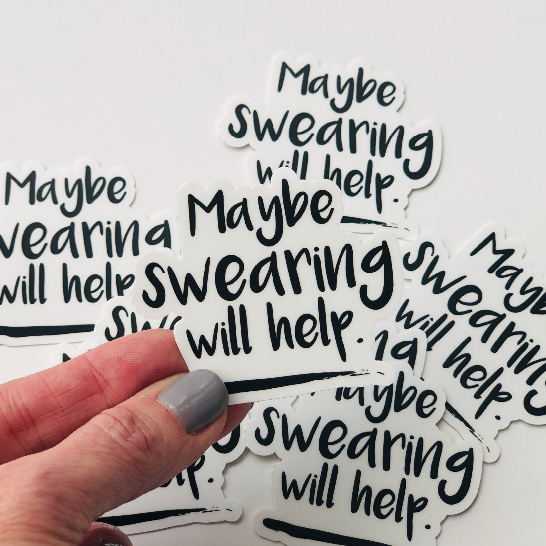 The Paper Peony - Vente Autocollant - Peut-être serrer aidera autocollant0