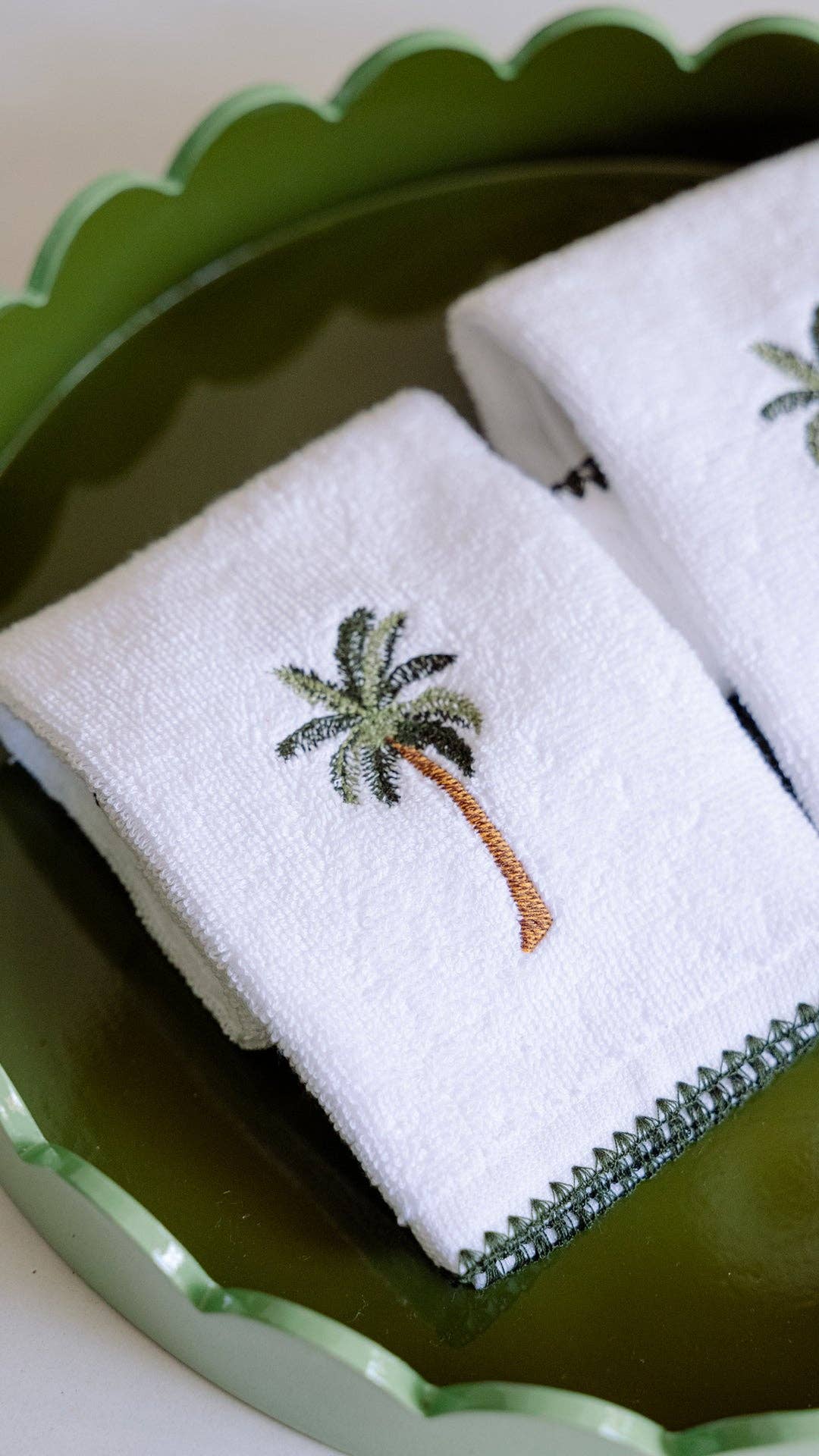 Mariaida Home - Wholesale Hand Towel - Conch Hand Towel with Palm0