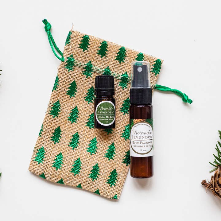 Calza di Lavanda e Abete | Oli Essenziali Natale2025 per la vendita all'ingrosso da parte di Victoria's Lavender, LLC