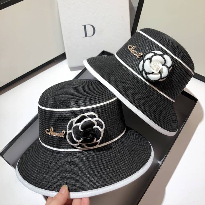 PEACH ACCESSORIES - Wholesale Straw Hat - Women's - Straw Hat with Camellia Detail WA2059