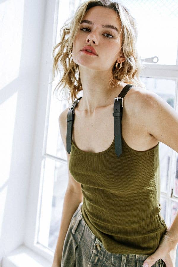 FLYING TOMATO – wholesale Linne (Tryckt) - Dam – En ribbad linne - FT10291