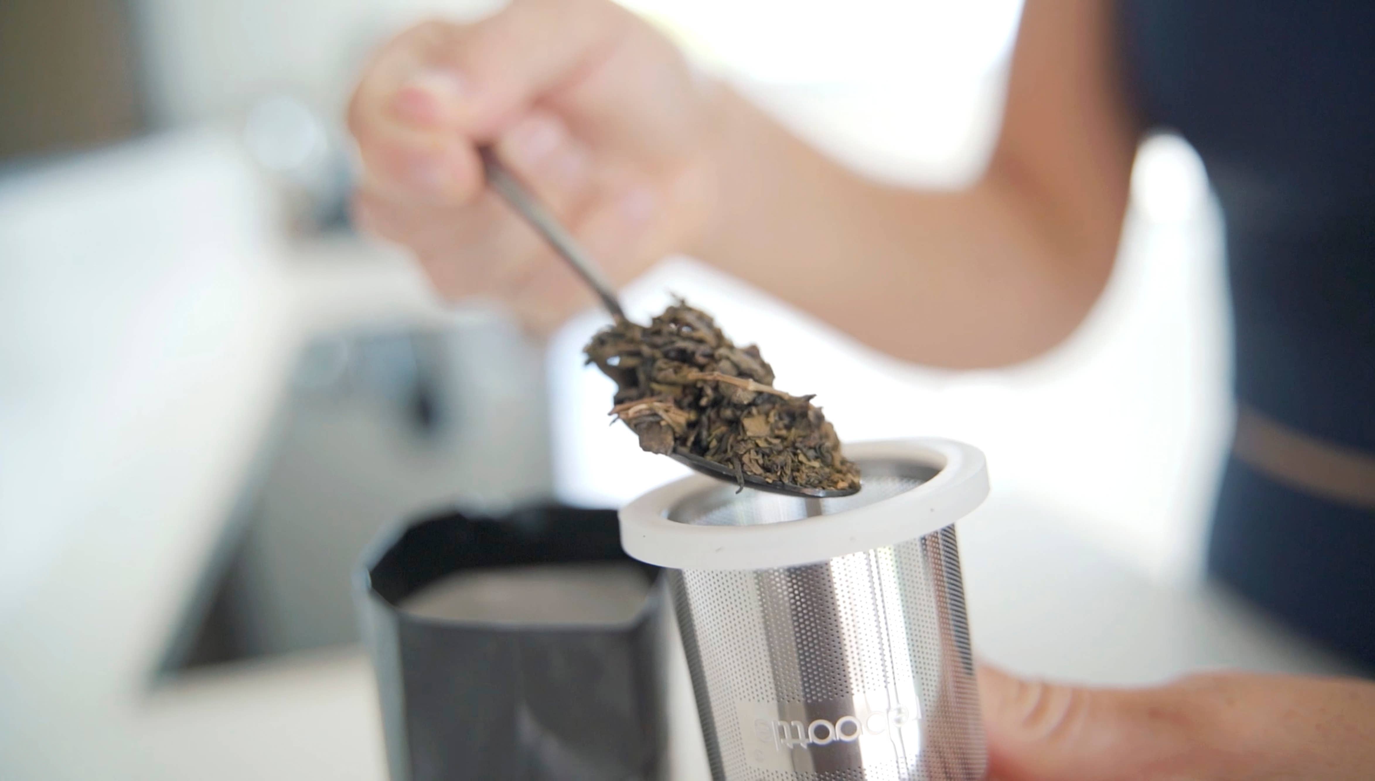 Reboottle – Engroshandel Vandflaske – Drikkeflaske TEA WHITE med filter i rustfrit stål6