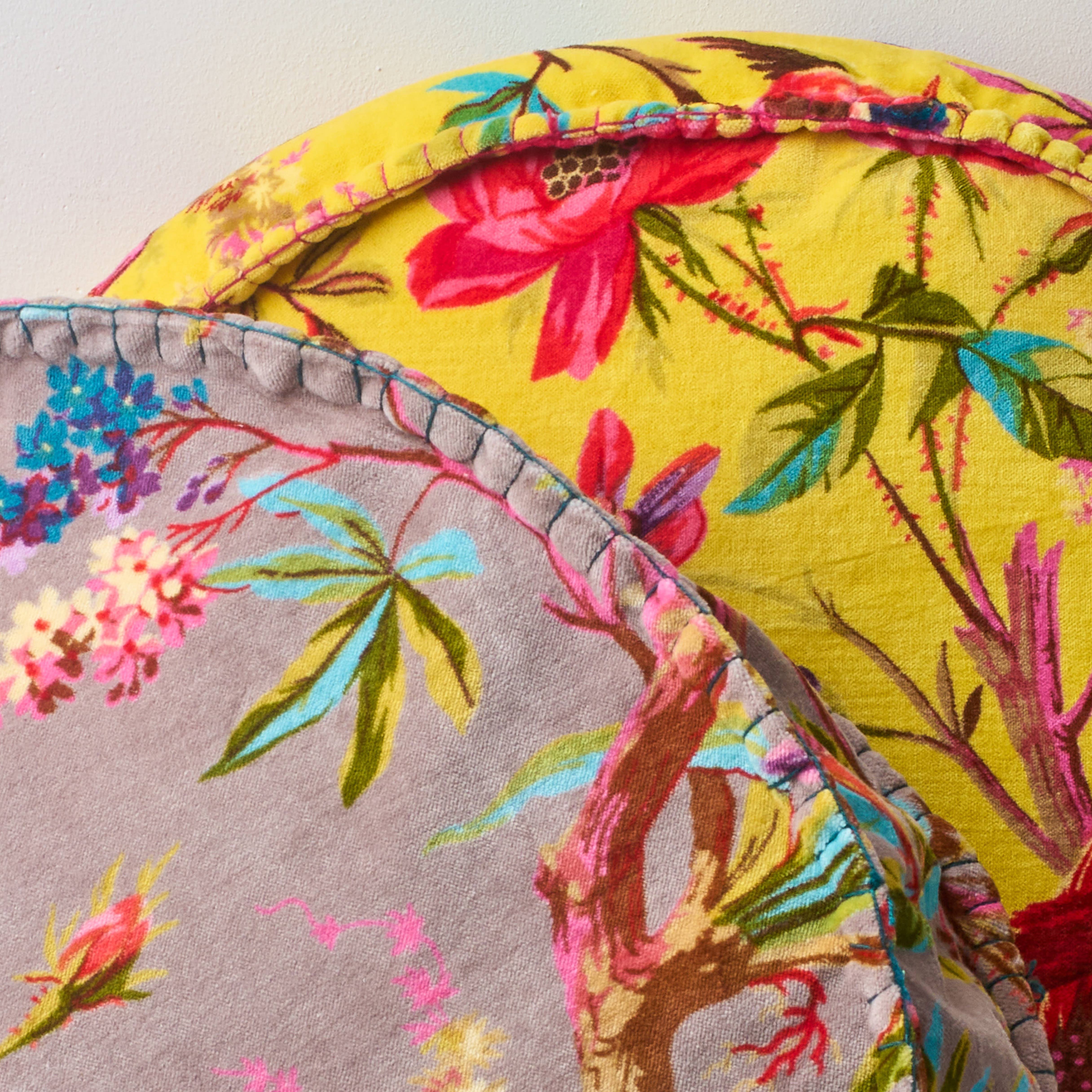 Atolia Designs - Vente Coussins de chaise - Coussin rond Paoletti Paradise avec rembourrage - Jaune5