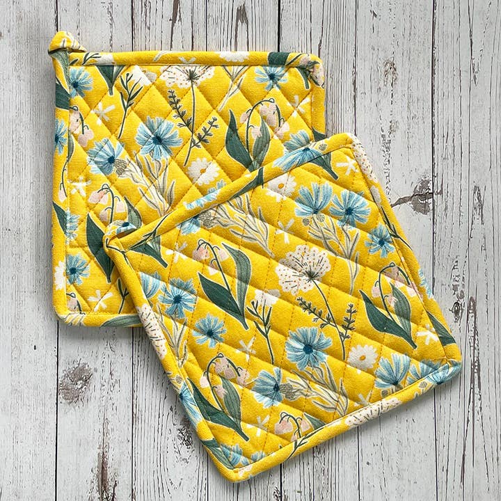 Multi Sweet Blossoms Pot Holder, Set of 2 for wholesale on Faire