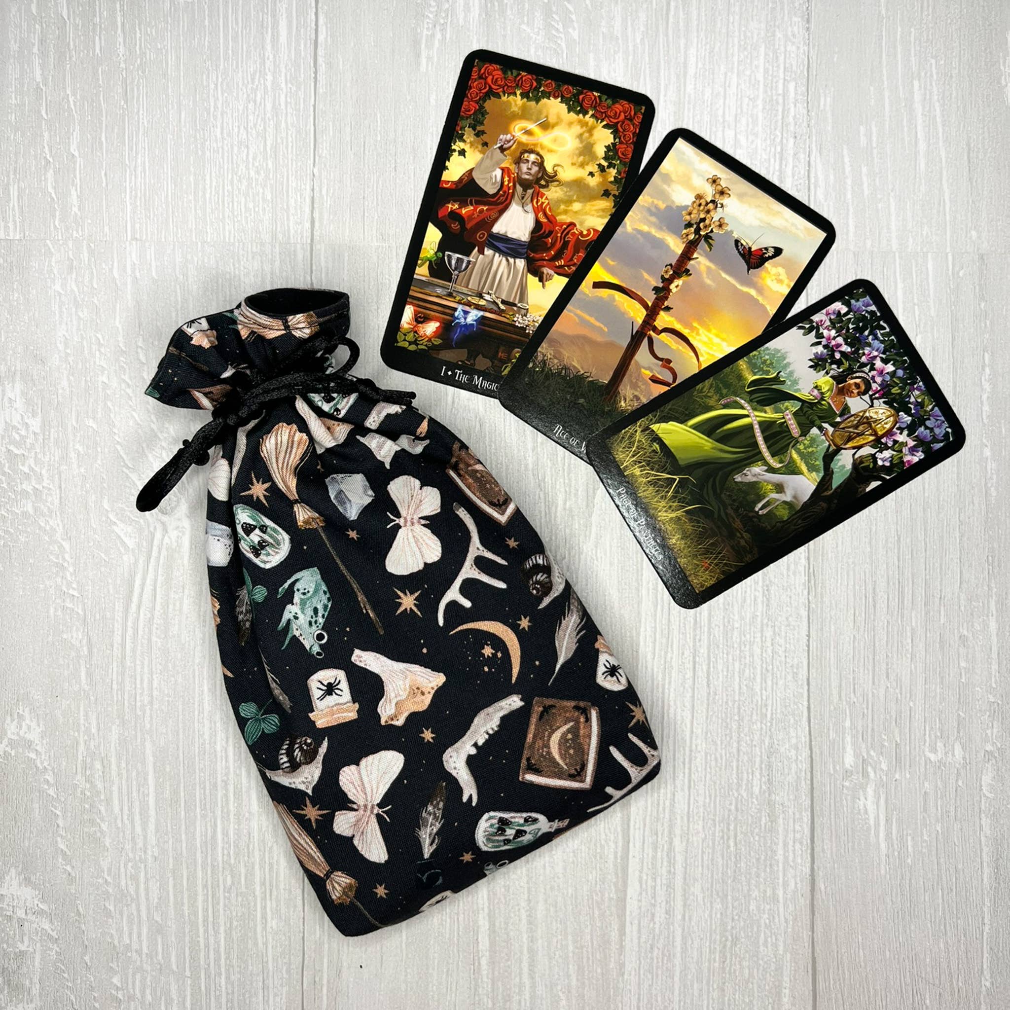 Threads of Tarot - Wholesale Pouch - Women's - Witchy Tools Tarot Card Bag