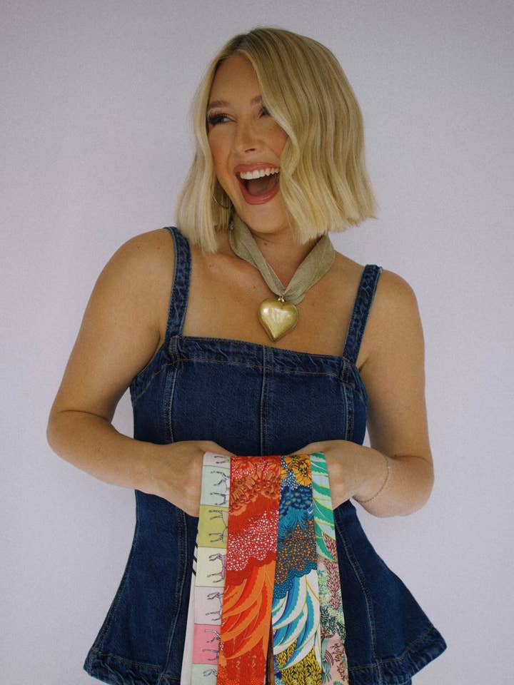 Collier Lady Killer pour la vente par Fashionably Fitted