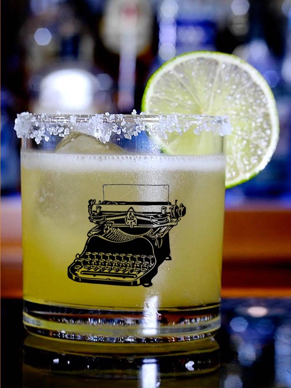 Fly Paper Products – Copo de coquetel/álcool por atacado – Copo de vidro vintage de 11 onças para máquina de escrever3