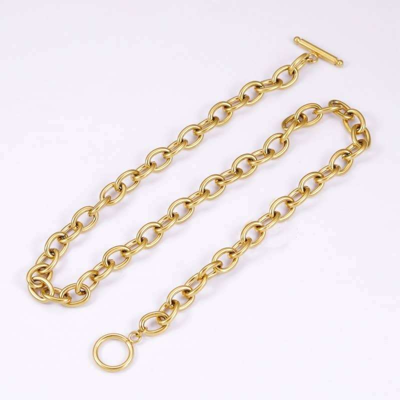 White Leaf – wholesale Link & chain necklace – T-Bar Chain Necklace in Gold0