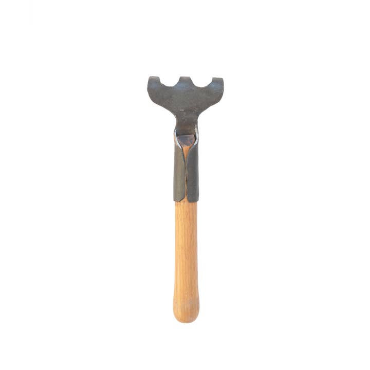Ameico UK Ltd - Wholesale Garden Tool - Master Shin's Anvil - Gardening #70 Hand Cultivator 3-Tine