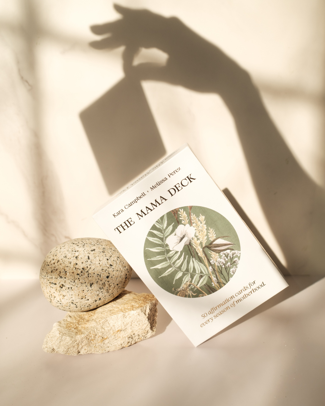 Embodied Mama – Engroshandel Tarotkort – The Mama Deck - 50 kort med bekræftelser og refleksioner til mødre2