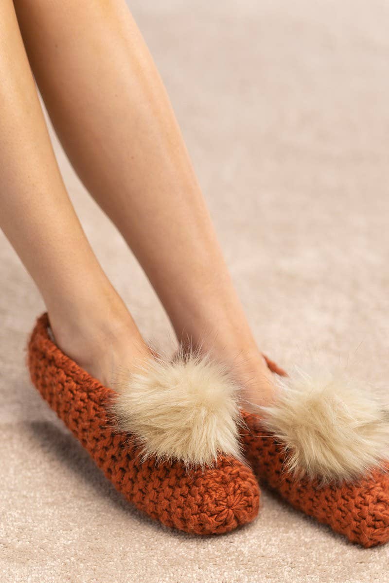 Urbanista - Wholesale Slippers - Women's - Knitted Slippers with Pom Pom6