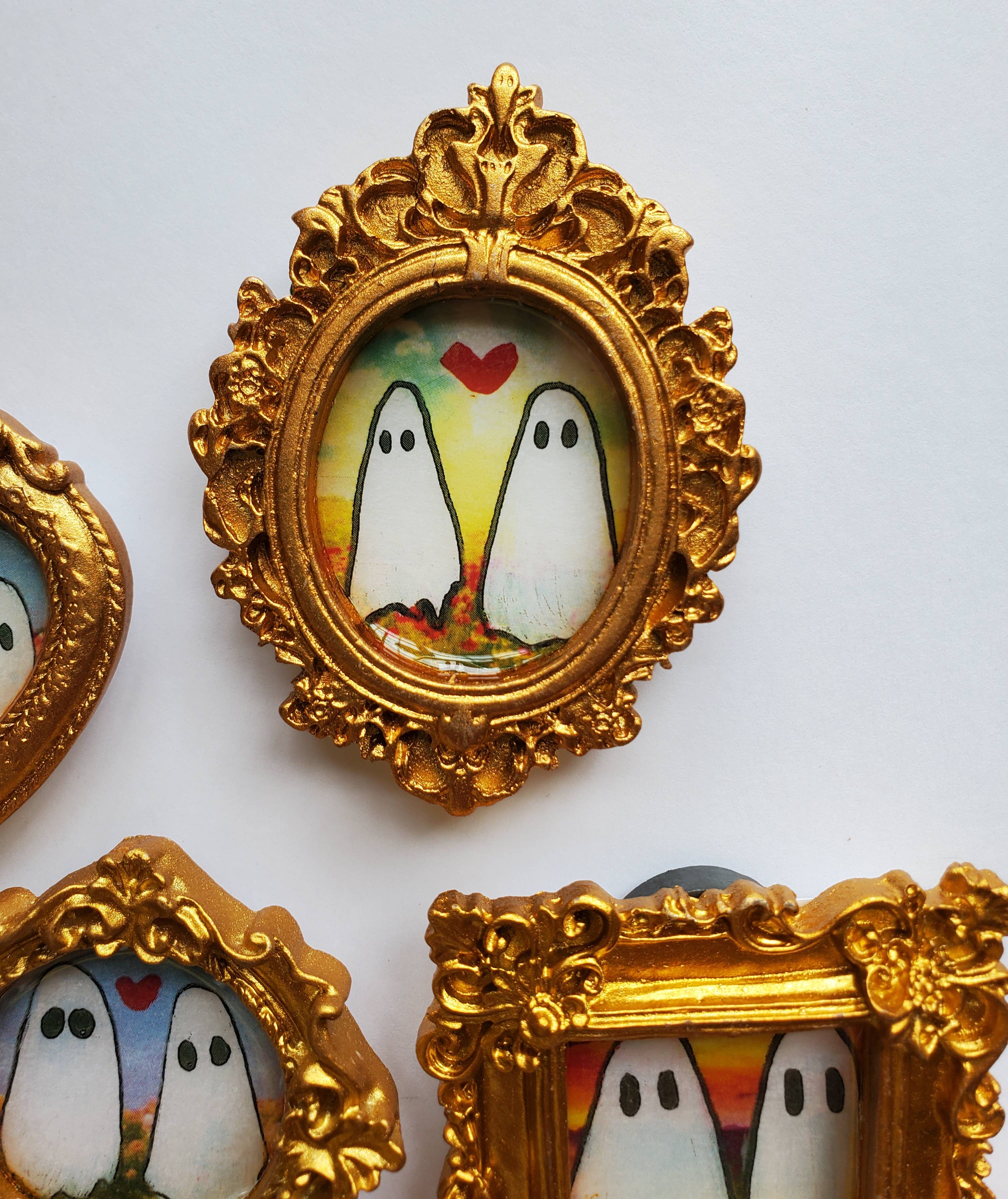 Lapis Lily Market - Venta al por mayor Pintura/dibujo - Fantasmas enamorados1