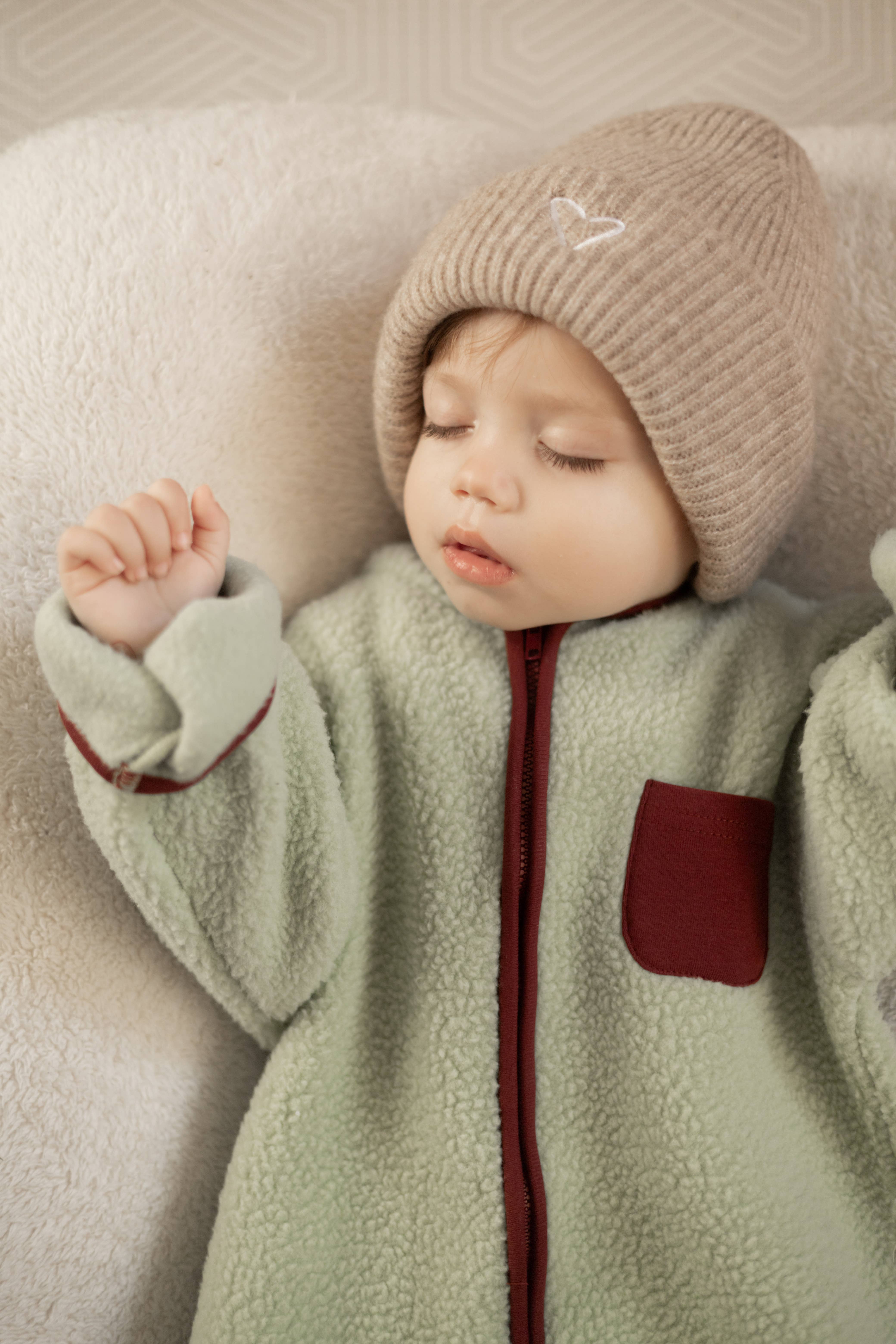 Annie & Charles – wholesale Jumpsuit – Baby – Annie & Charles® fleece suit4