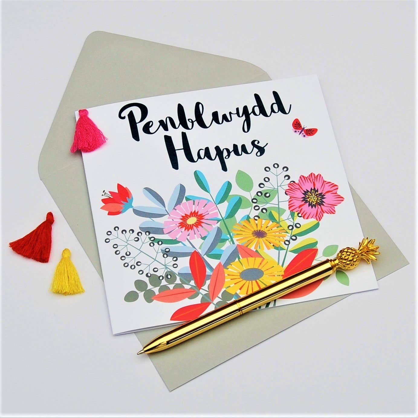 Claire Giles Ltd - Wholesale Birthday Card - Welsh Birthday Card, Penblwydd Hapus, Bouquet, Tassel Embellished1