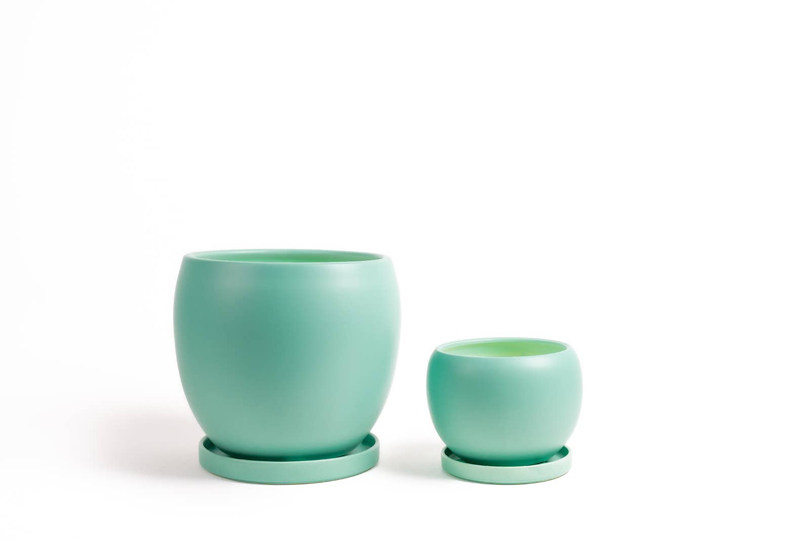 Momma Pots - Wholesale Plant Pot - 8" (1 pc) +12" (1 pc) Bollé Pots w/Water Saucers13