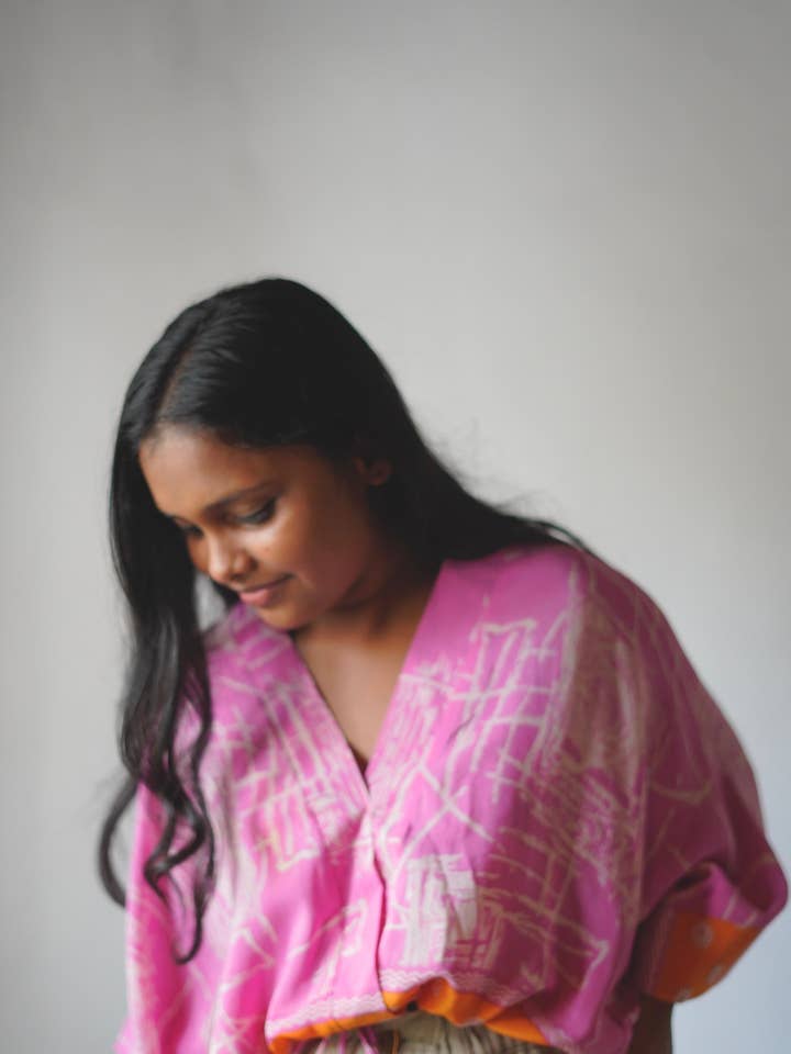 Annahmol - Wholesale Blouse - Women's - Vintage Silk Kimono Top: Free Size: BEST SELLERĀ : OOAK5