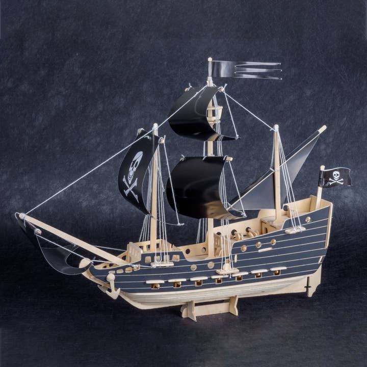 Heebie Jeebies - Wholesale Building set – Child - Queen Anne’s Revenge Ship Building Kit (No Packaging)