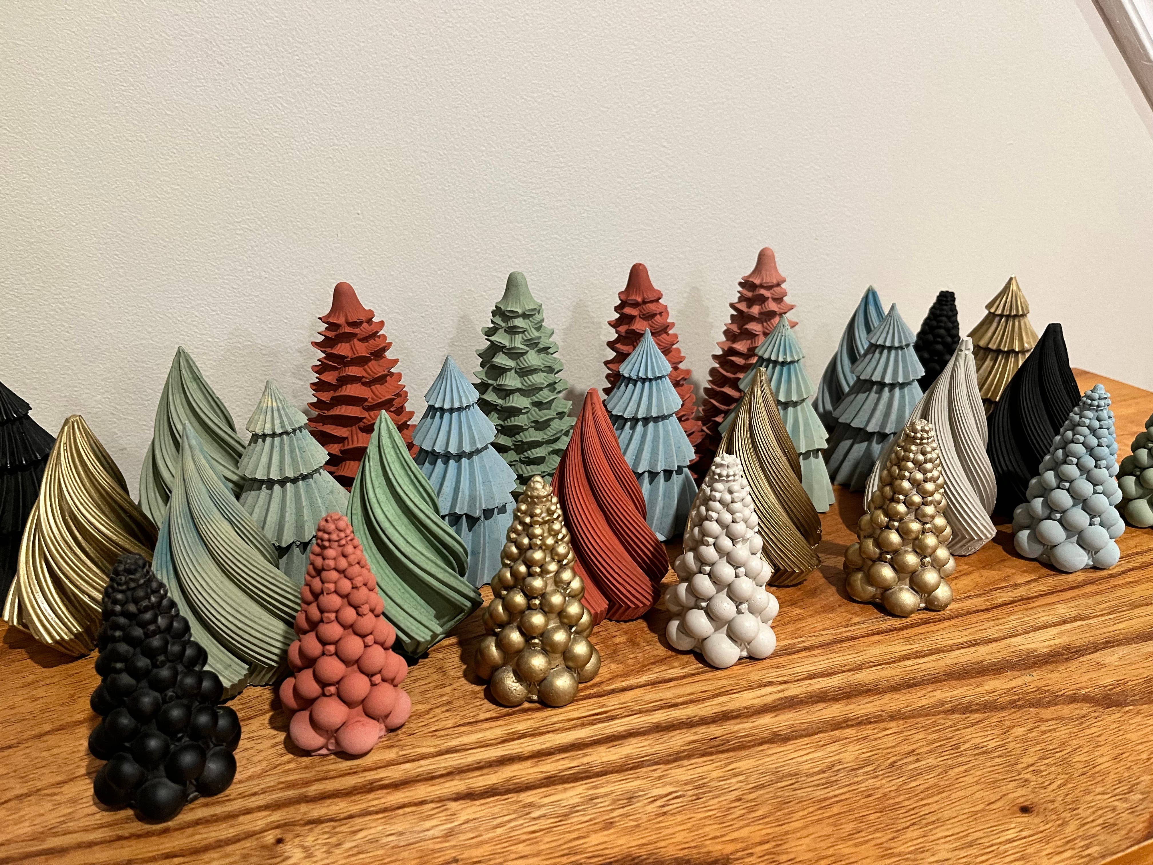 Make My Day Design – wholesale Christmas decoration – Cement Christmas Tree Figurines2