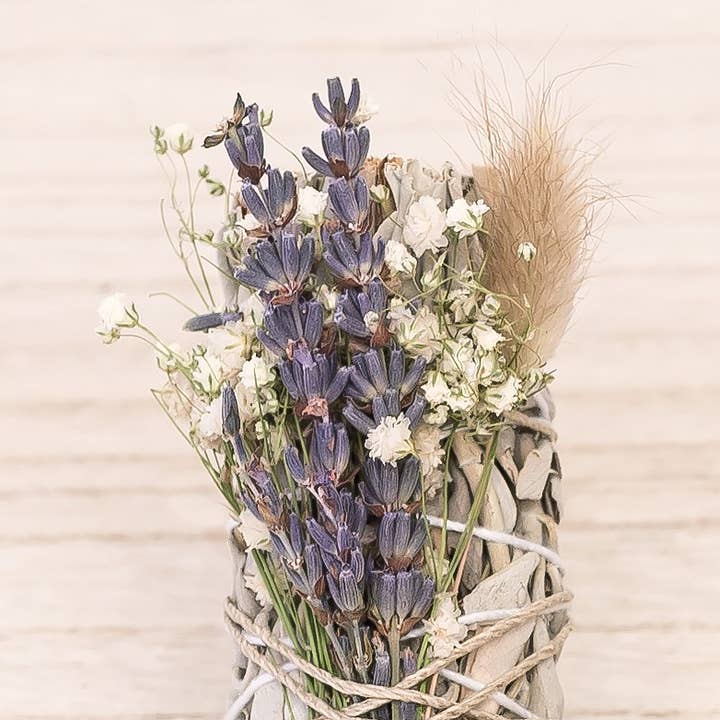 Sarimoire - Wholesale Sage Bundle - Floral Sage "Spiritual Awakening" Energy, Cleanse Bundle