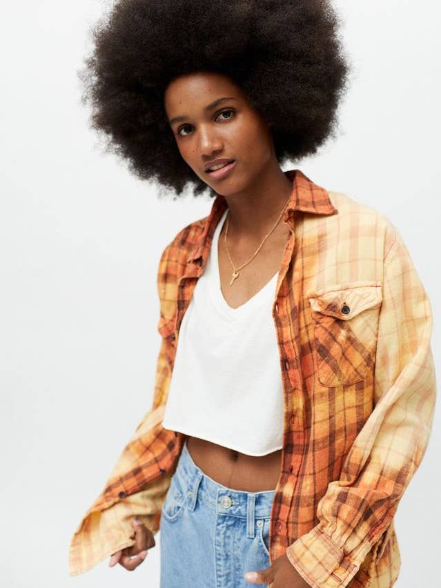 Gebleichte Flanell-Oversize-Hemden handgefertigt in den USA für den Großhandel von PiPPY | Kantha Clothing