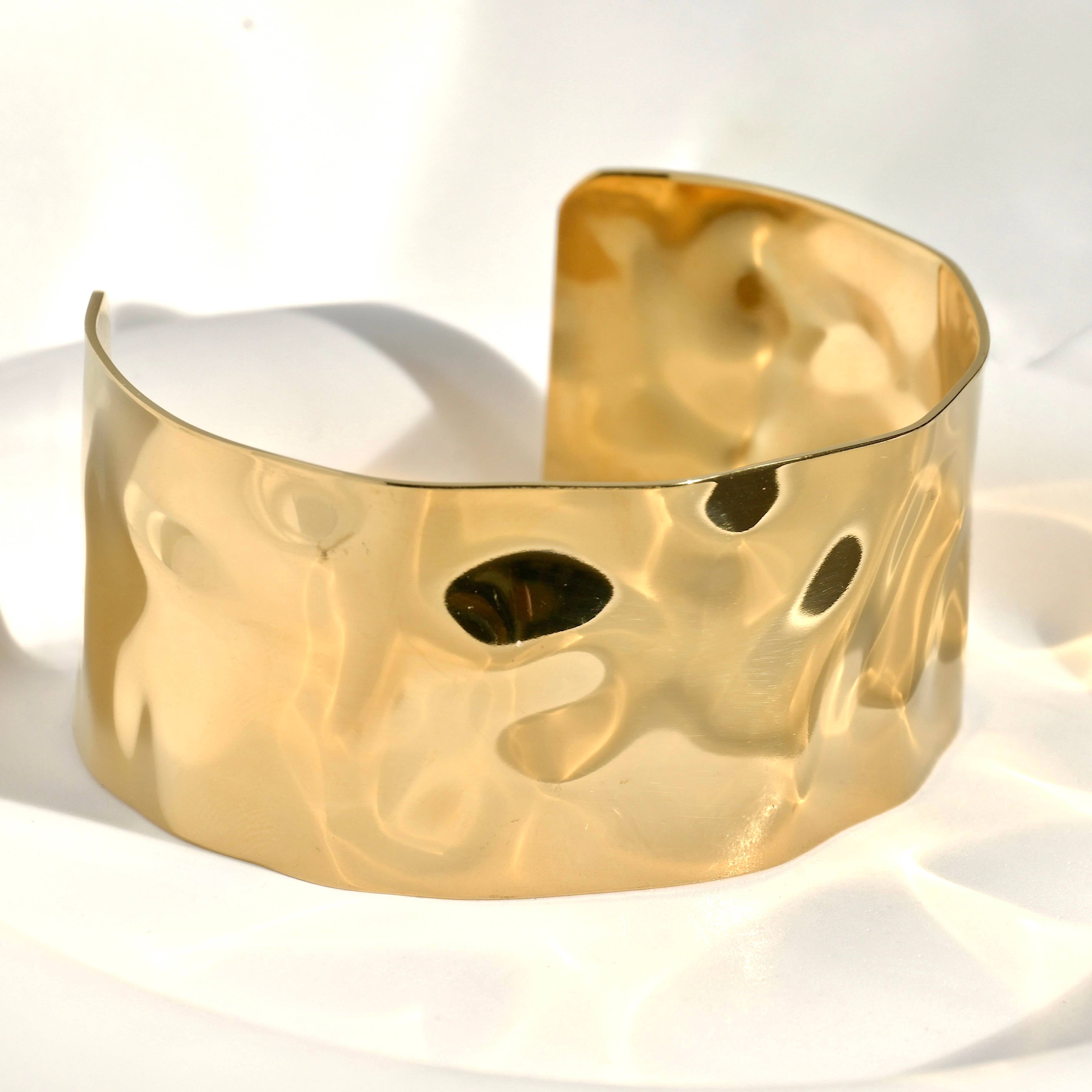 Blueyejewelry - Wholesale Cuff Bracelet - Statement Cuff Bracelet - Waterproof Wide Gold Bangle9