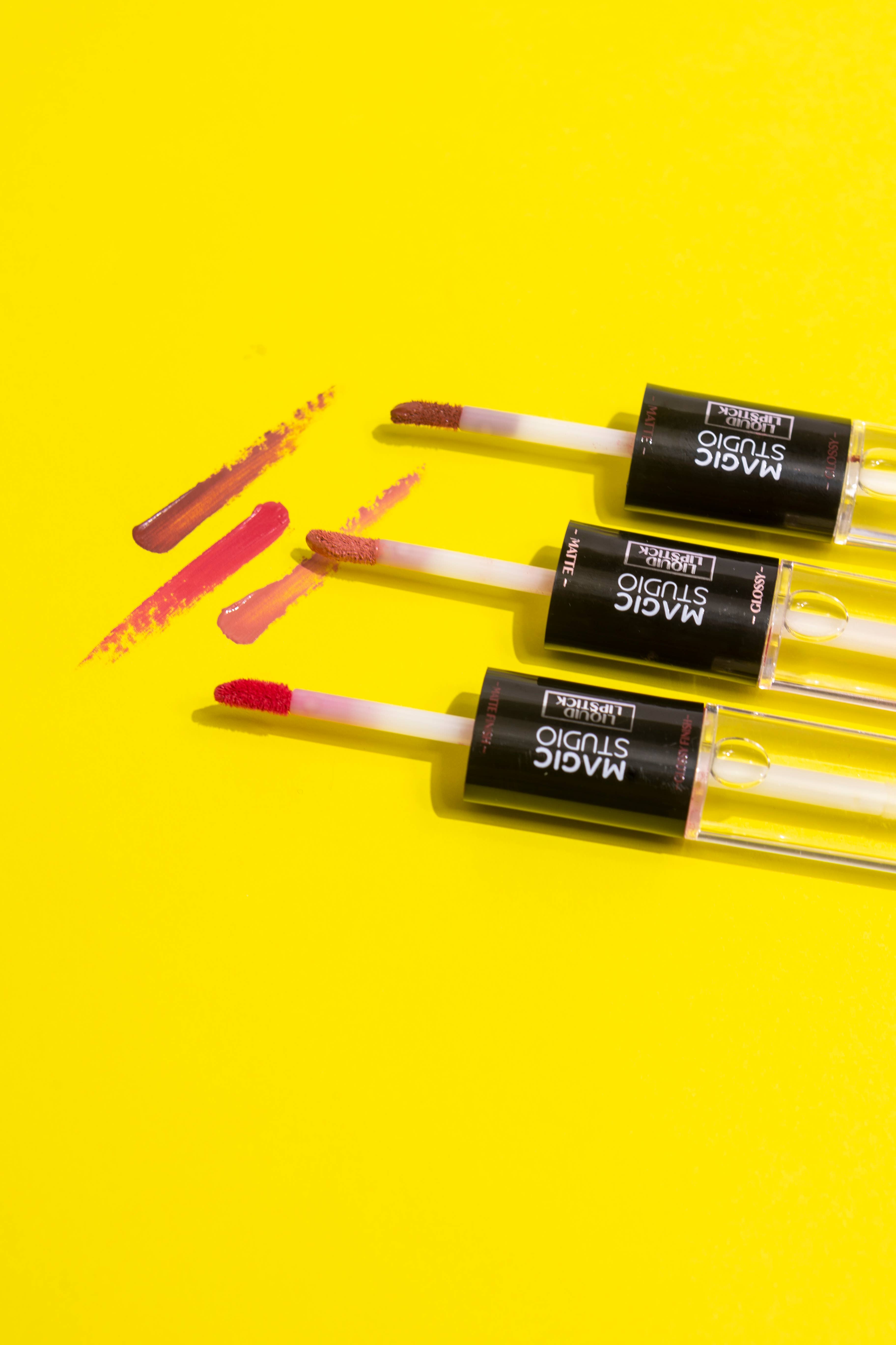 Aquarius Cosmetic SLU - Wholesale Lipstick - MAGIC STUDIO BASIC DOUBLE LIPSTICK1