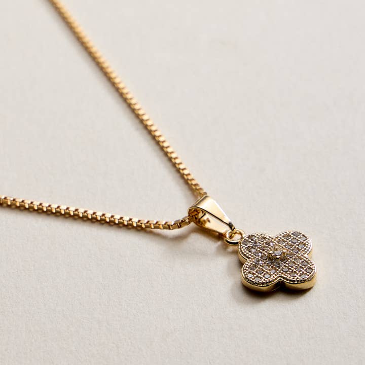 GD Gold Filled Clover Pendant Necklace with Box Chain for wholesale on Faire2