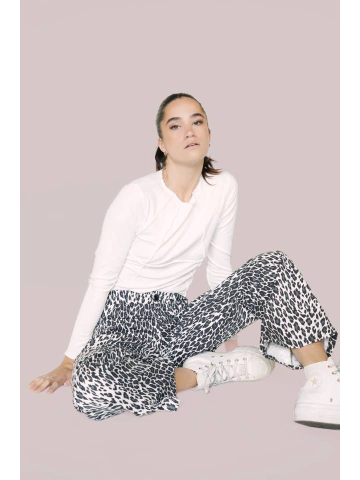 Black and white leopard print high waist pants for wholesale on Faire1