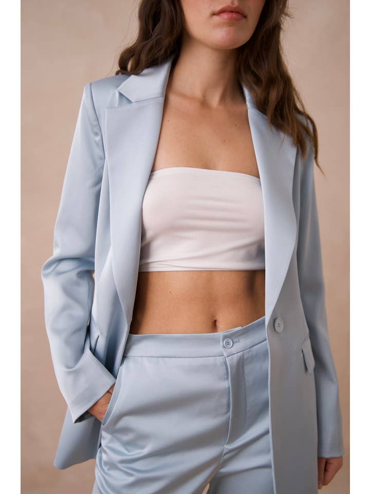 Attentif Paris - Vente Veste de tailleur – femme - Veste cintrée unie en satin61