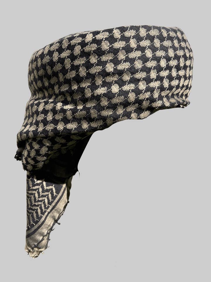 Cappello arabo Shemagh Keffiyeh Wrap nero e oro pronto da uomo per la vendita all'ingrosso da parte di MY LITTLE JUBBA