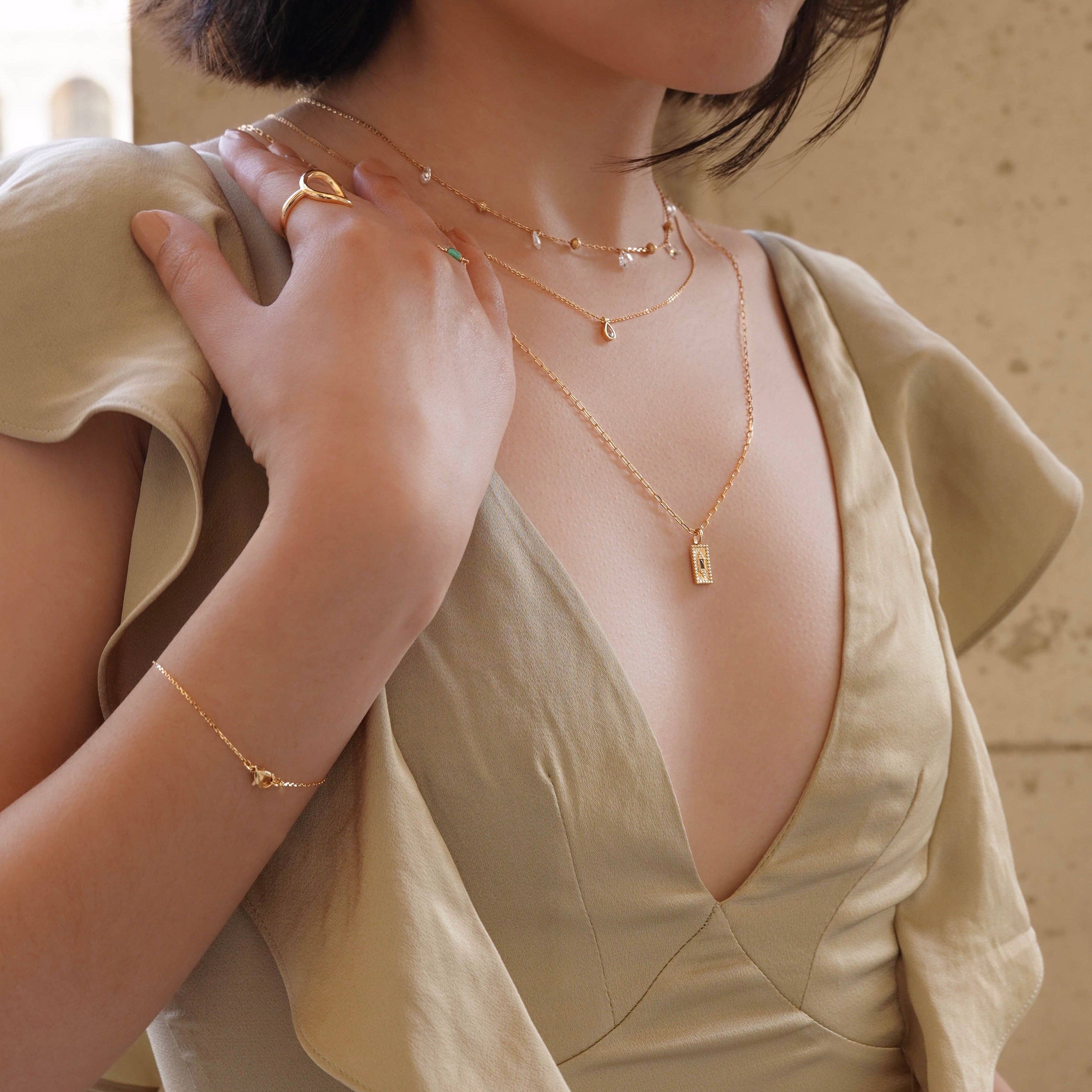 Meora Paris – Großhandel Kette mit Anhänger/Charm – Tropfenkette2