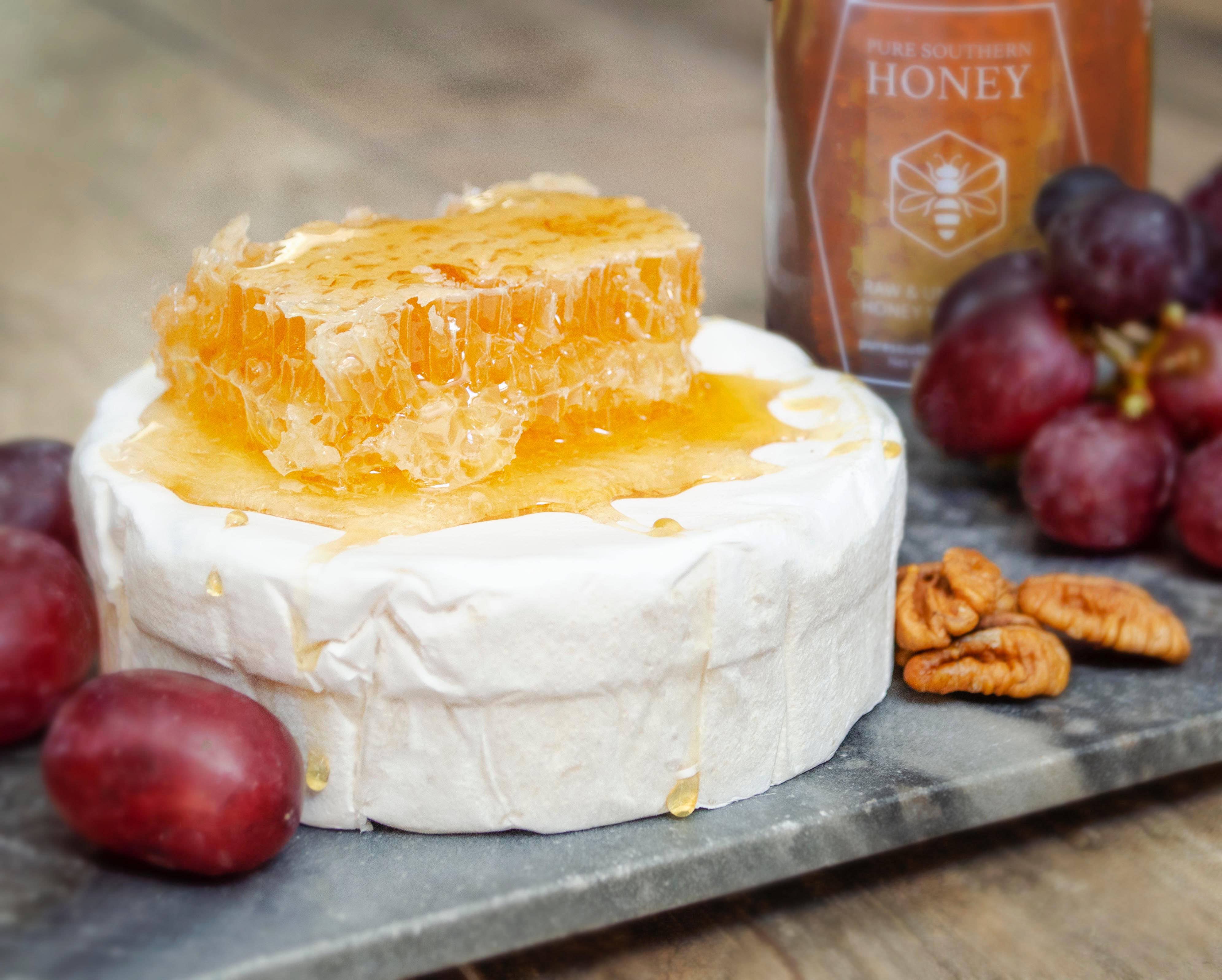 Pure Southern Honey - Wholesale Honey - Honeycomb 7 Oz (12)9