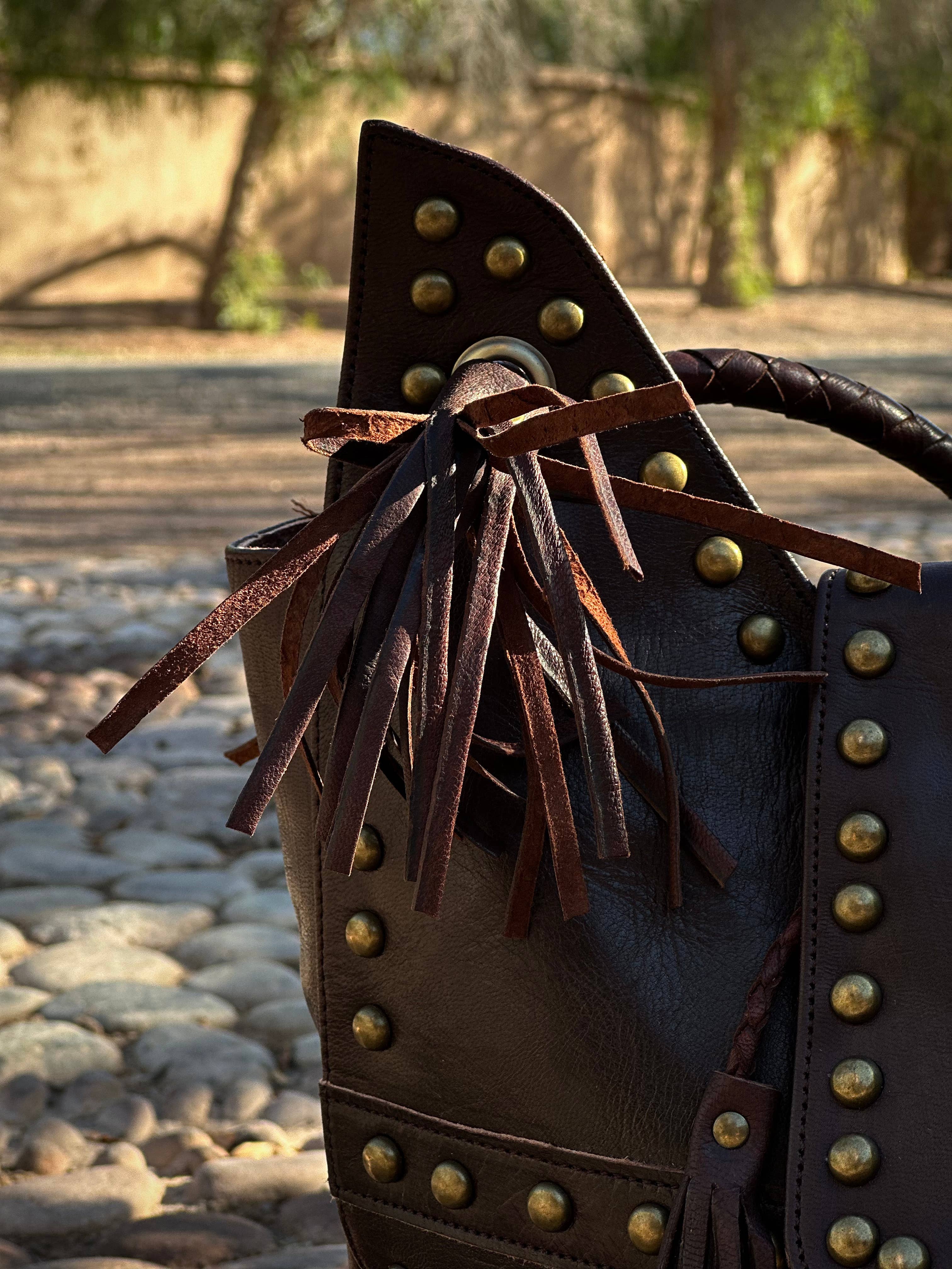 Berberwoolrug – wholesale Shoulder bag – women's – Handmade fringe Brown Leather Hobo Bag, Chic Shoulder Purse 9