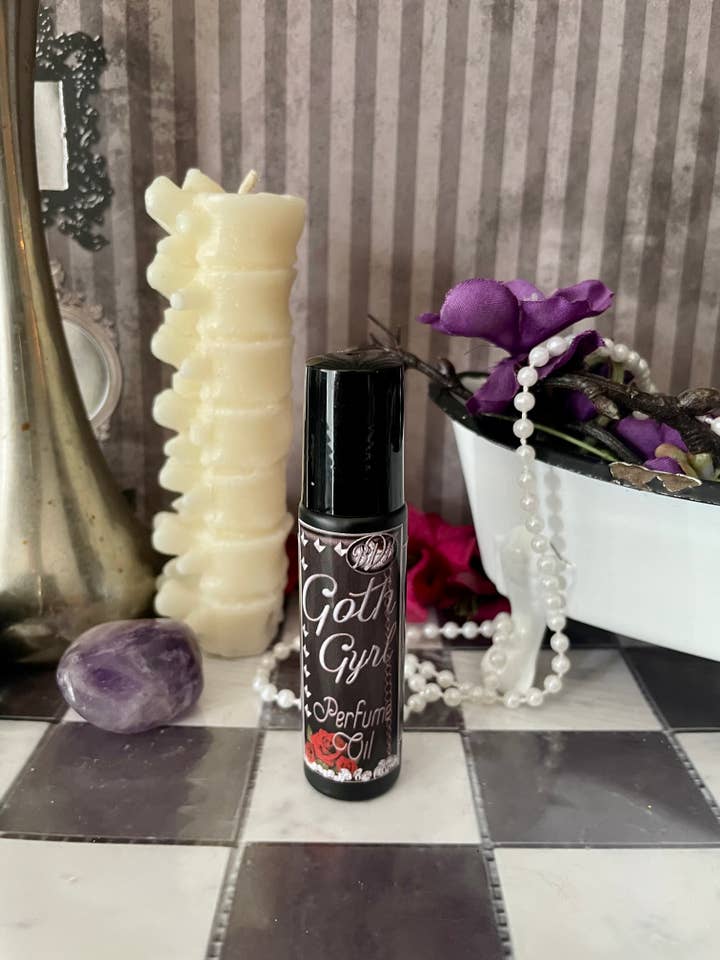 Huile de parfum Goth Gyrl pour la vente par Black Dahlia Boutiques