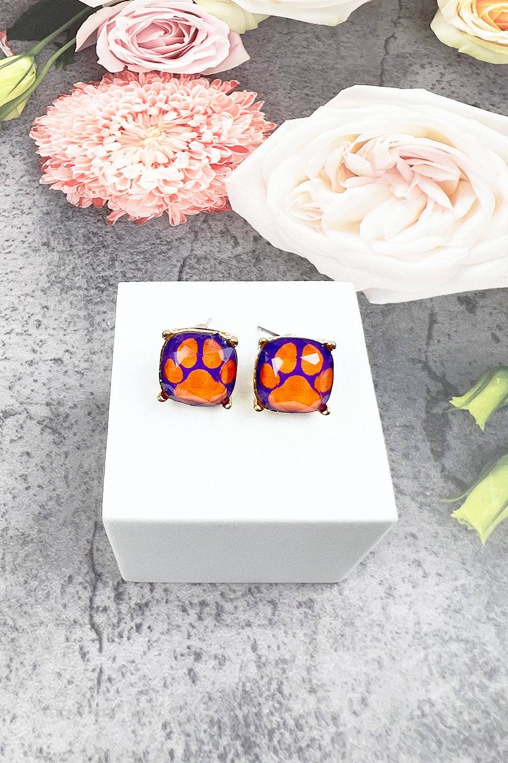 JHP Collection - Wholesale Stud/Post Earrings - DOG PAW PRINT CUSHION CUT EPOXY STUD EARRING29
