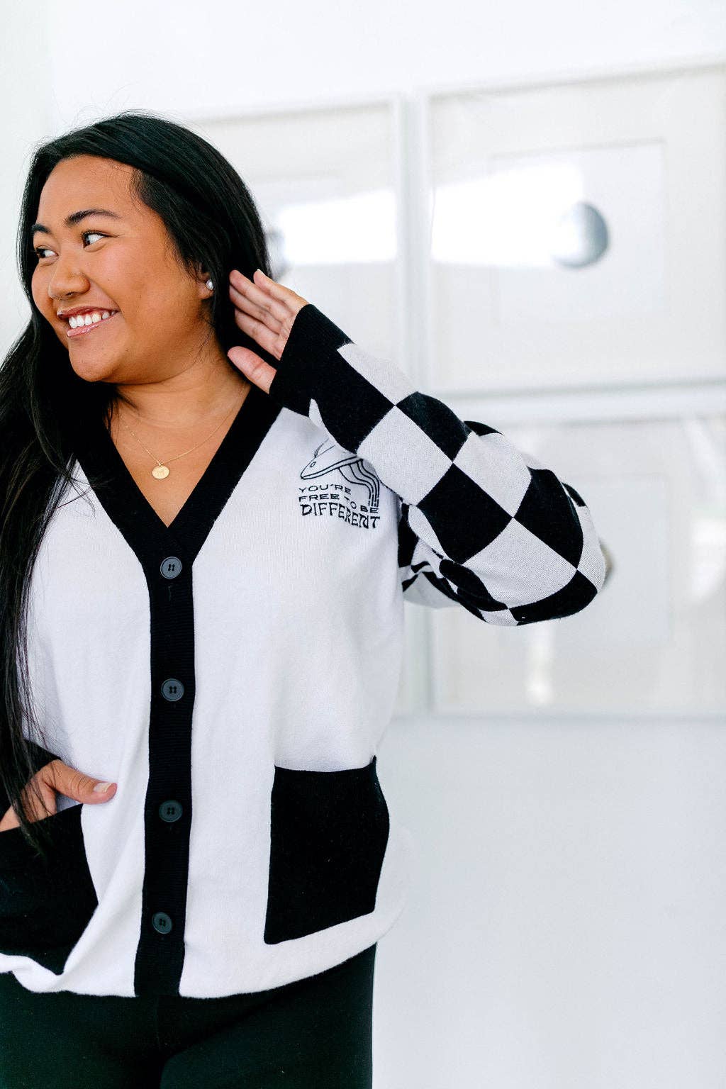 Taby Originals – Großhandel Strickjacke – Damen – TABY ORIGINAL: Free To Be Different Strickjacke (XS-5X) ***8