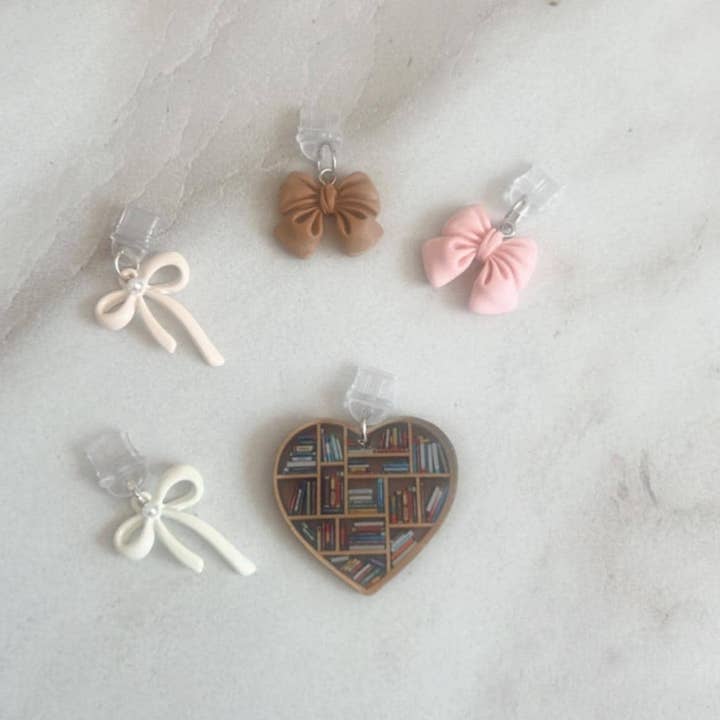 Coquette Bow Kindle Dust Plug Charm & Bookish Gift and other Purchase Wholesale dust plug. Free Returns & Net 60 Terms on Faire trending on Faire.