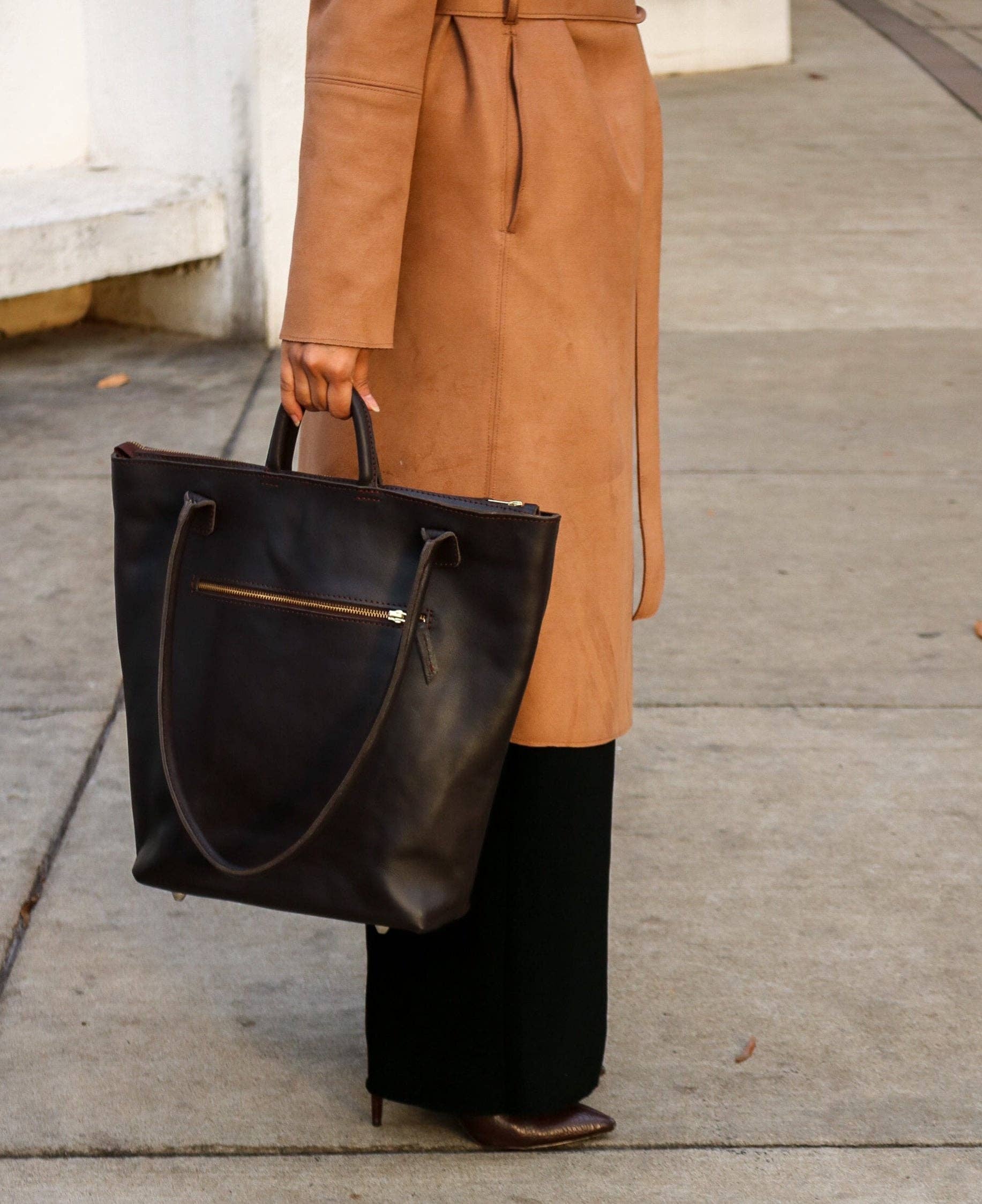 Utility Tote, Dark Hazelnut for wholesale on Faire4