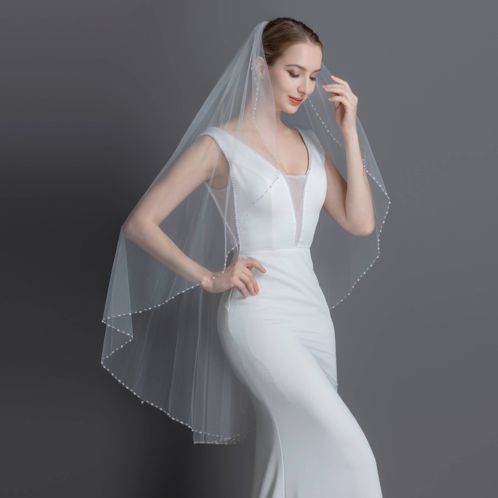 Farinosa Bridal - Wholesale Sluier - Dames - FS6259-AC Parel Kristallen Kralen Rand Engel Gesneden Bruidsluier 45"2