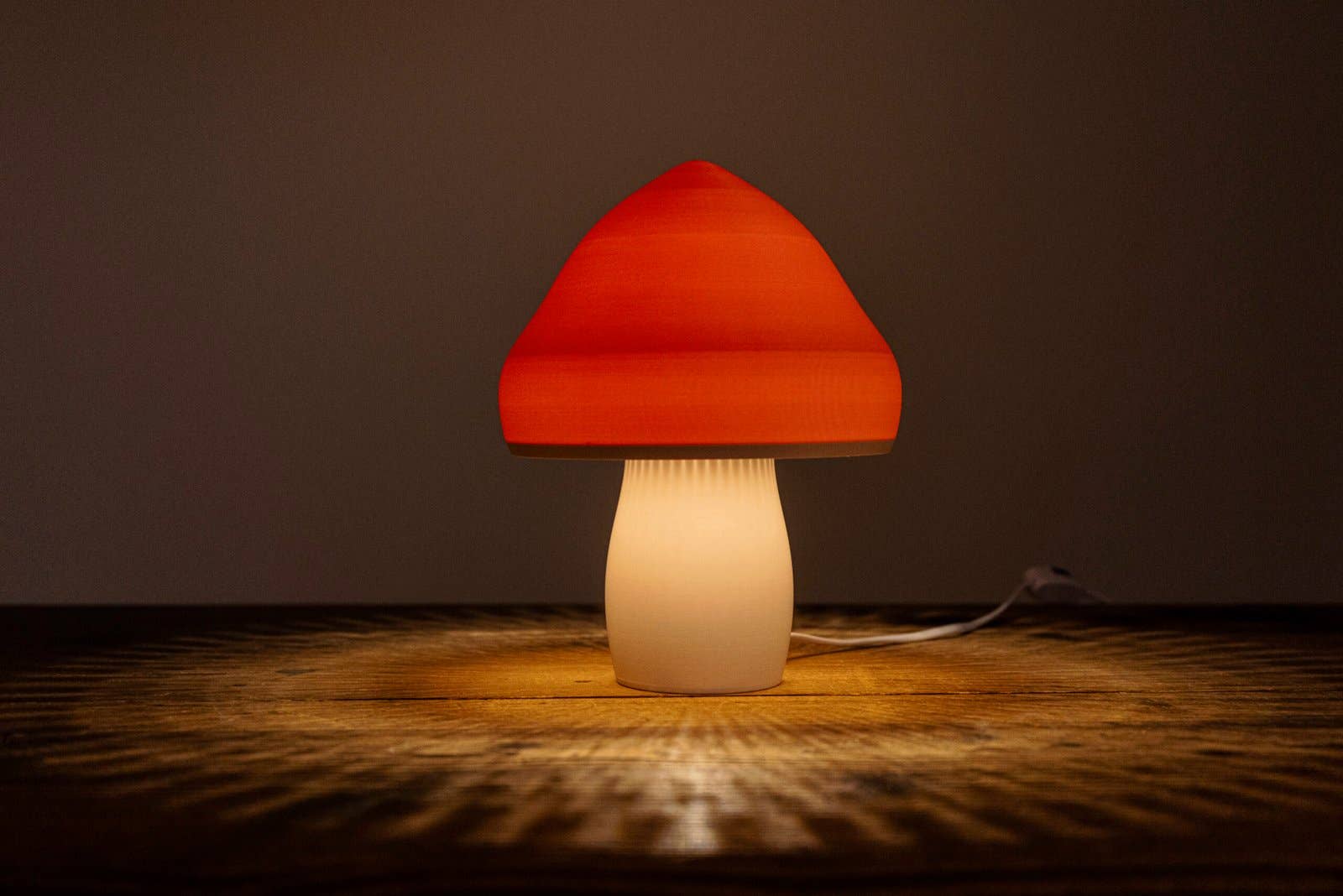 Lucine & Bastien - Wholesale Accent/Desk Lamp - VOLVAIRE - The mushroom that will illuminate your interior10