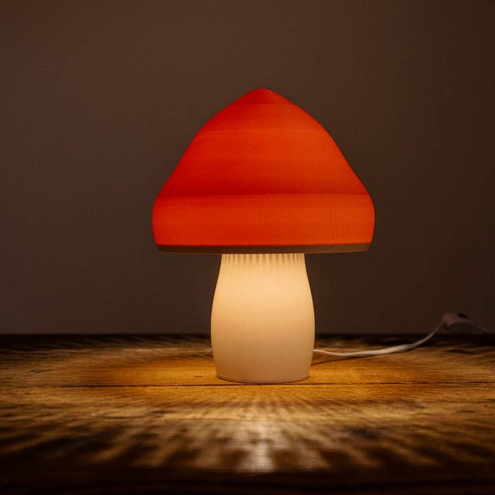 Lucine & Bastien - Wholesale Accent/Desk Lamp - VOLVAIRE - The mushroom that will illuminate your interior10