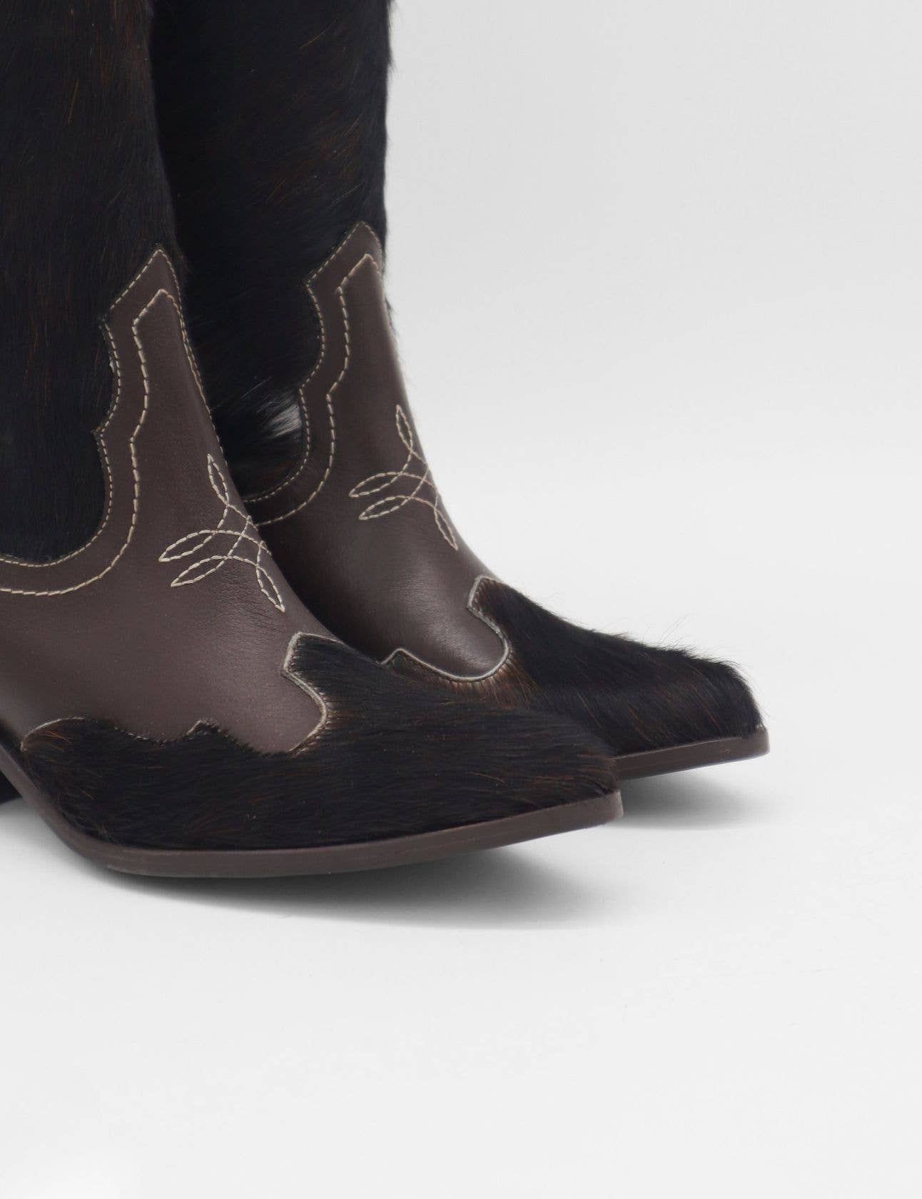 Couro de vaca marrom Botas de Senhora Nirvana Western Cowboy em Pele de Vaca Castanha para venda a revendedores na Faire1