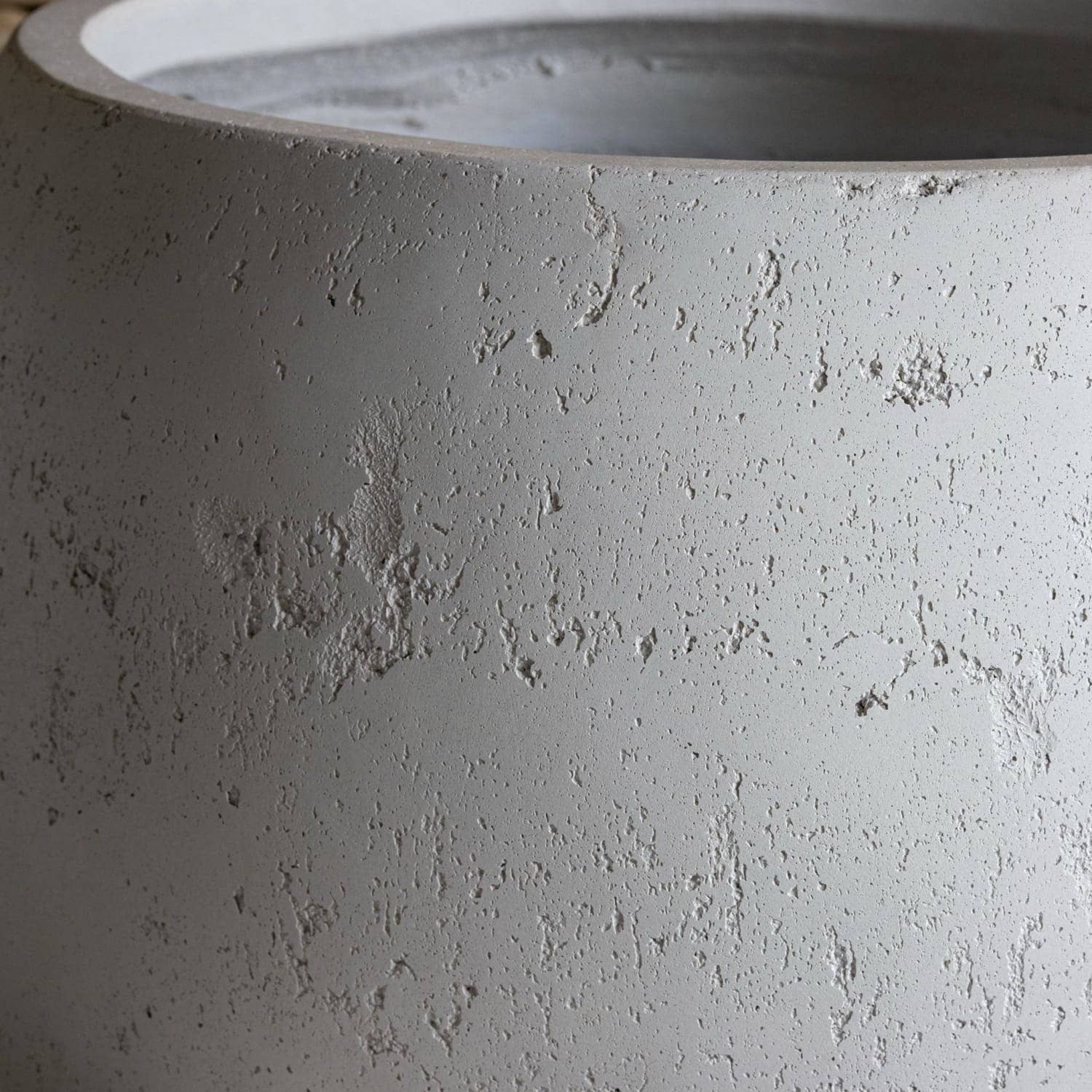 Jobu Home – wholesale Plant pot – Orbello | White Mist – 110cm XXL Concrete Sphere Planter – 686L Round Plant Pot3