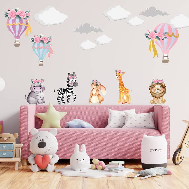 Autocollant mural en forme d'animal Safari pour chambre d'enfant, décoration bohème, montgolfière, autocollant mural en forme de nuage pour la vente par Hello Beautiful Designs