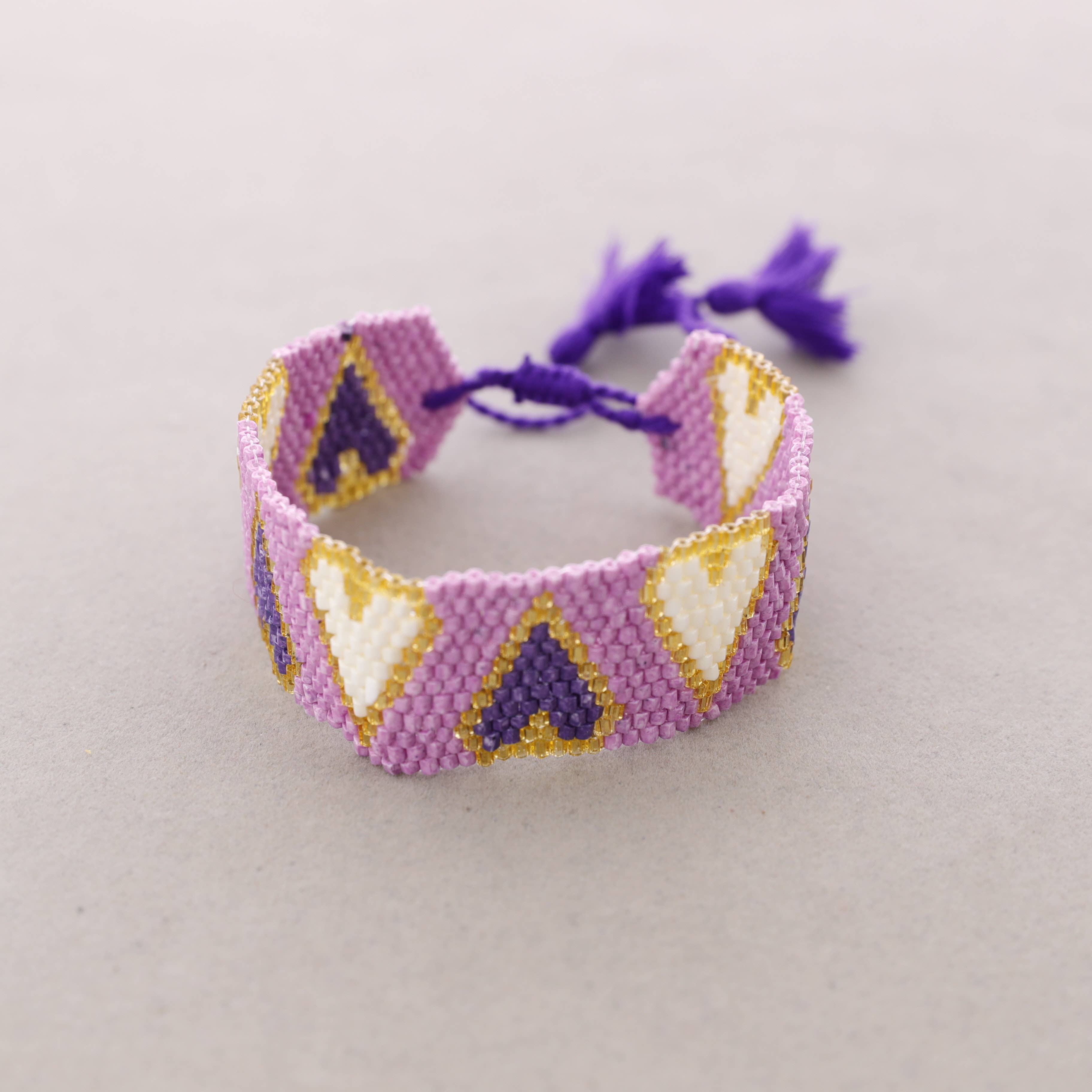 Sonata – Großhandel Click-Button-Schmuck – Etnica Makramee-Armband mit Perlen6