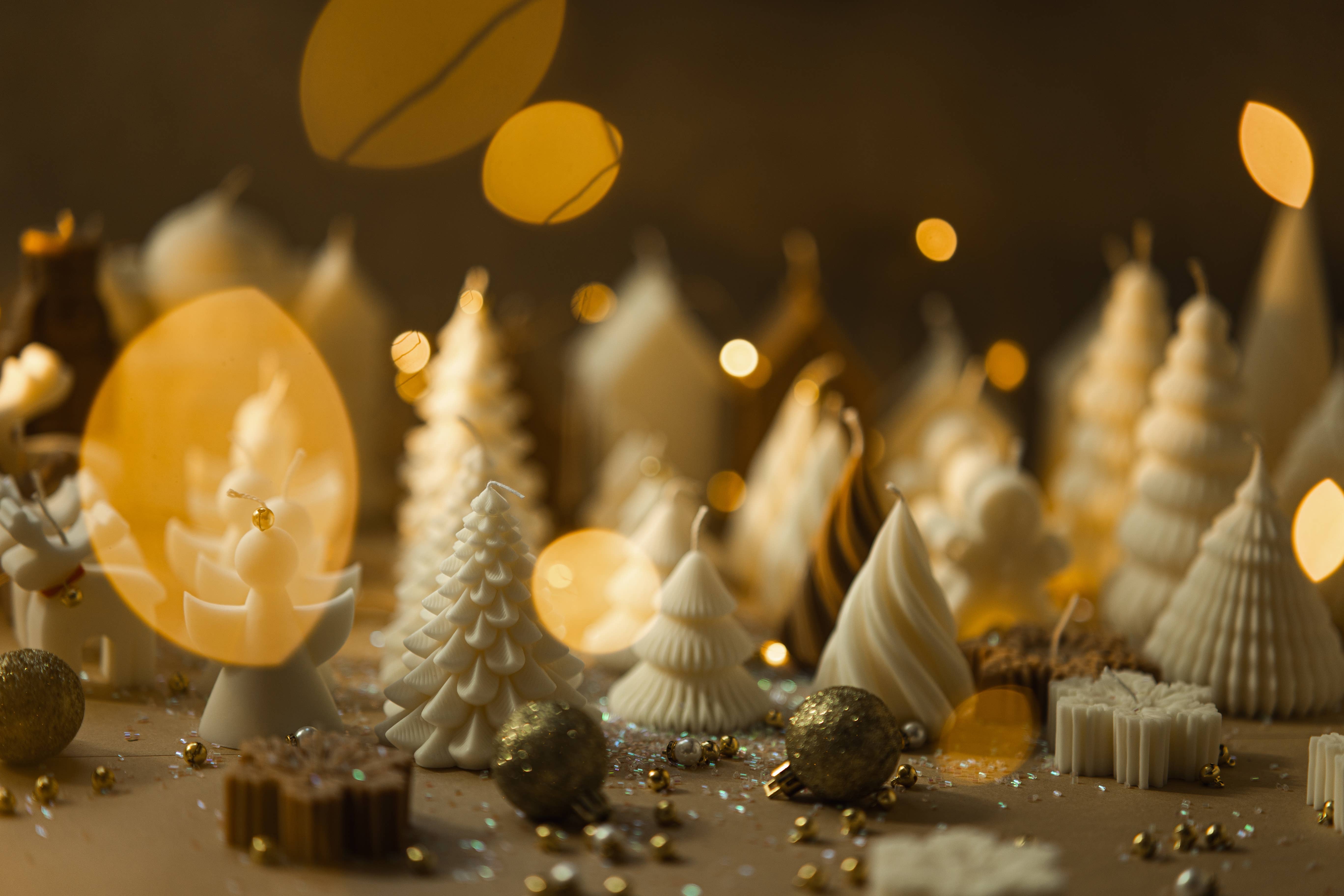 Verba Candle Co - Wholesale Novelty Candle - Holiday gift box with candles2