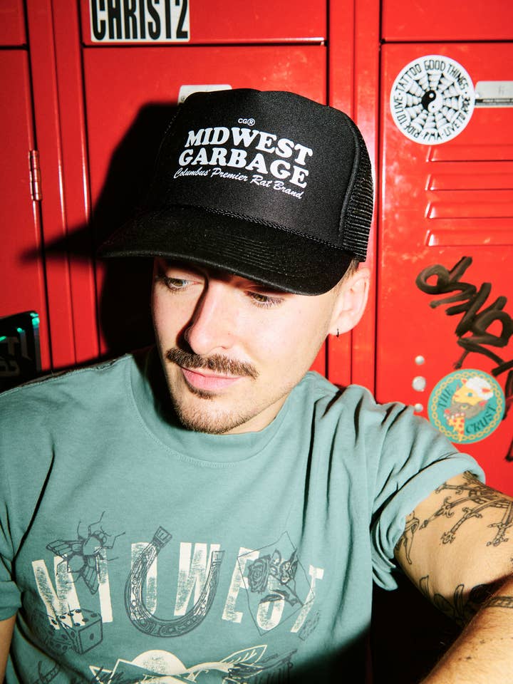 Casquette de camionneur Midwest Garbage pour la vente par Certified Garbage Rat