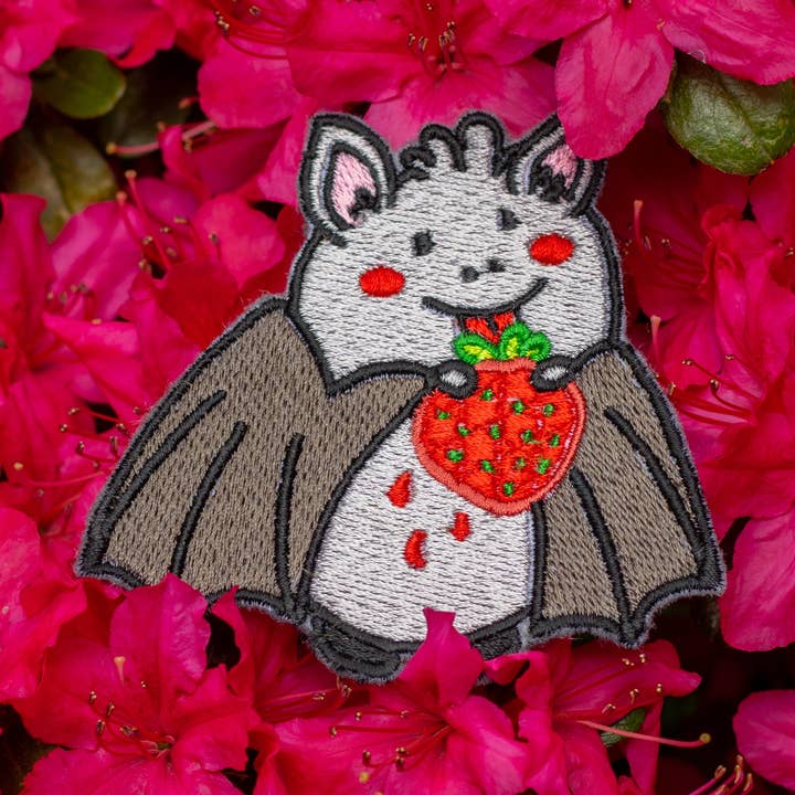 Broderad lapp med fruktfladdermus! för wholesale av Clammy Heart